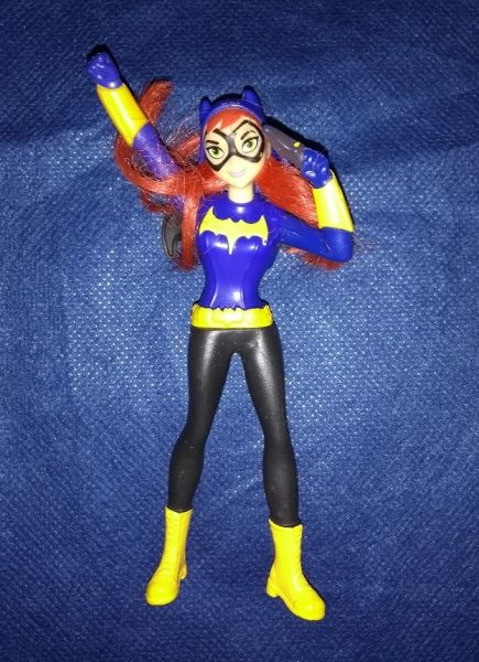 Mc Donalds - Heróis Dc - Batgirl no estado