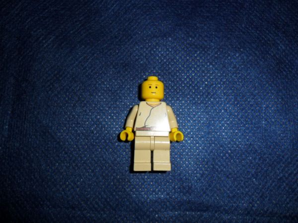 Lego Star Wars - Boneco Criança Anakin Sem Capacete