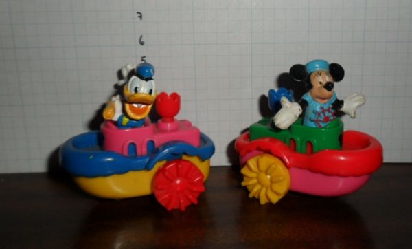 Pato Donald E Minnie No Barco